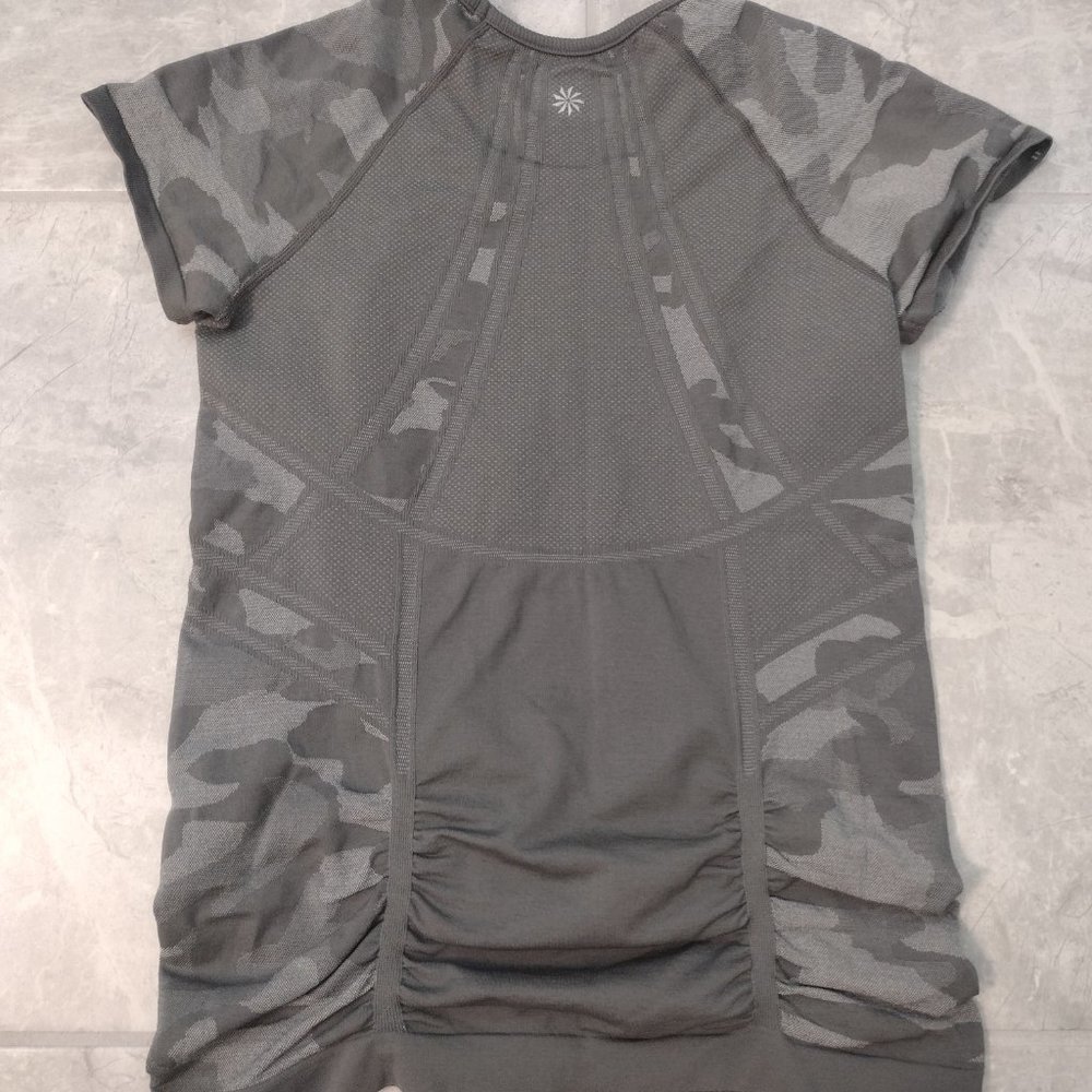 ATHLETA Women's short-sleeve gray tech athletic top, M - Picture 8 of 10